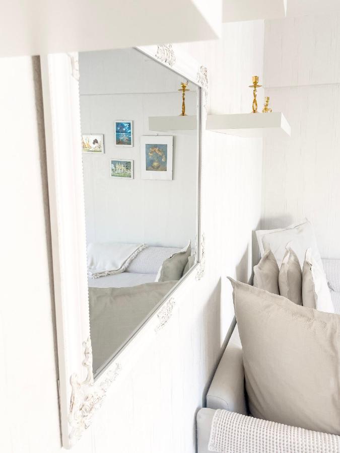 Ilona Apartments -"Home Away From Home" Κότκα Εξωτερικό φωτογραφία