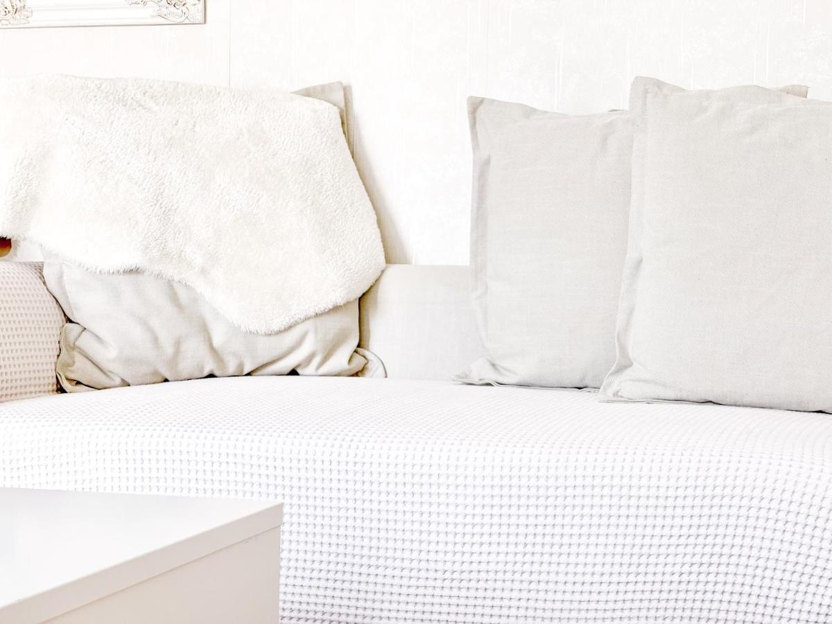 Ilona Apartments -"Home Away From Home" Κότκα Εξωτερικό φωτογραφία